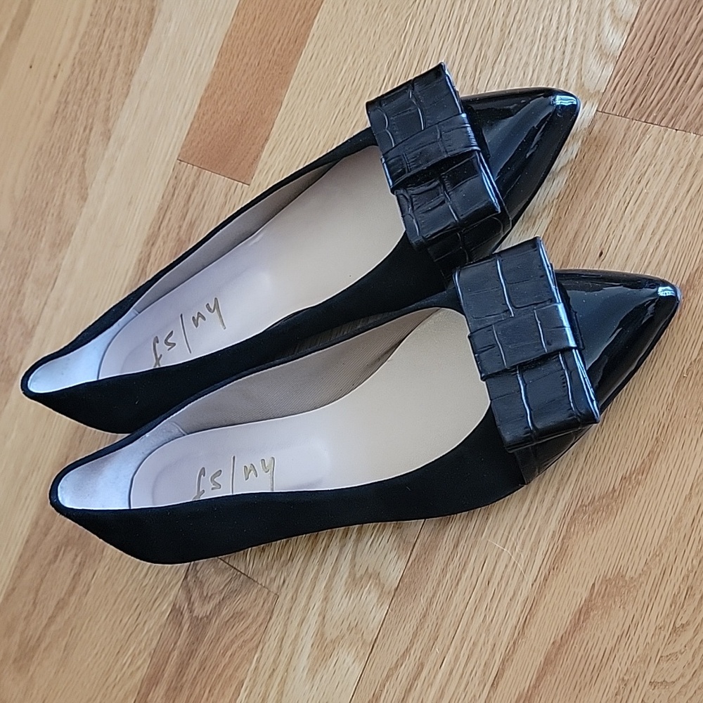 fs/ny Black Leather Women's Flats with Bow Detail - Picture 2 of 11